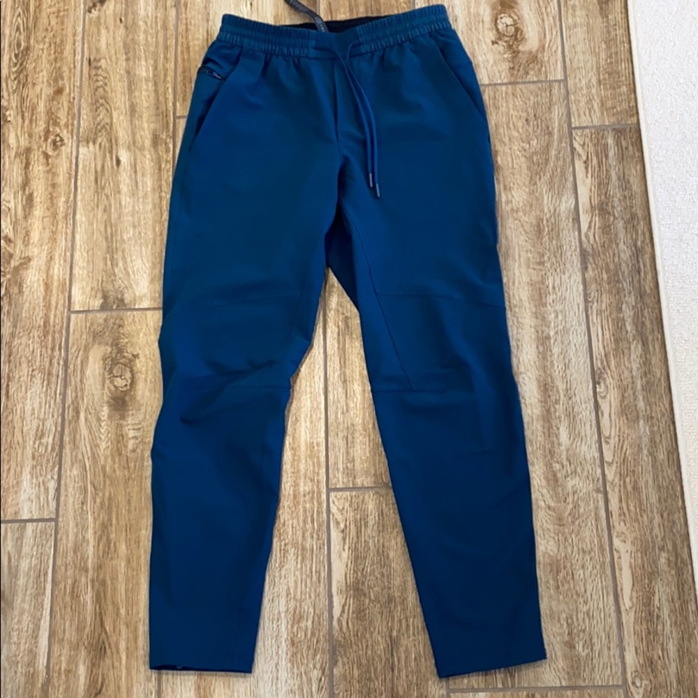 Lululemon men’s pant size M